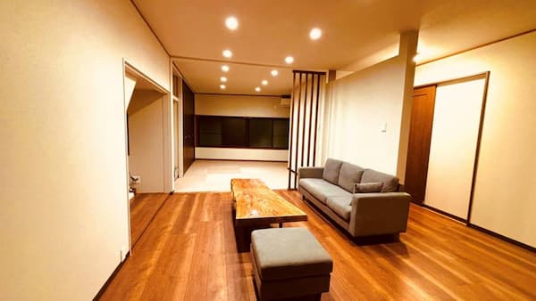 SHIKI -しき-〈海辺の一棟貸し宿〉(和歌山県)関西の10人以上で泊まれるホテル20選!安いコテージや温泉宿も紹介