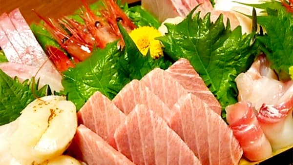 鵜の浜温泉 潮風薫る宿みはらし（上越市）新潟の食べきれない料理がすごい民宿12選!舟盛りや海鮮が出る温泉も!