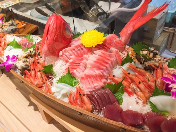 リブマックスリゾート熱海シーフロント(熱海サンビーチ周辺)熱海の海鮮バイキングが美味しいホテル8選!浜焼きやカニ食べ放題や安い宿