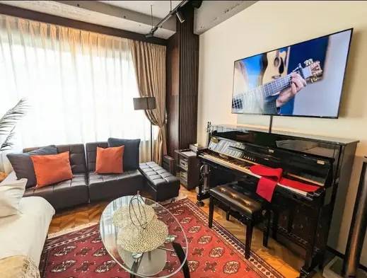 Acoustic GARAGE（東京都）関東の部屋にピアノがあるホテル10選!コテージや温泉宿も紹介