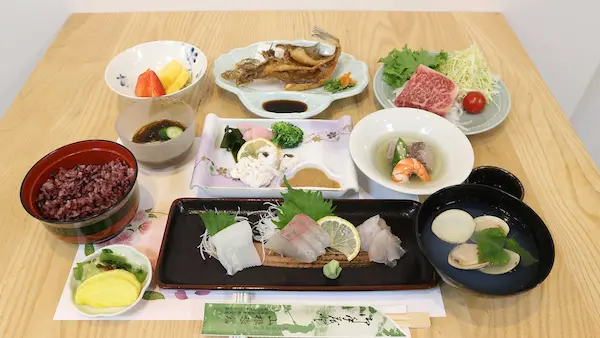 山根旅館<広島県>(三原市)広島の料理がすごい民宿10選!食べきれないほどの料理が評判の旅館も