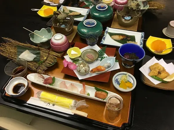 佐和田温泉 旅館入海 ＜佐渡島＞（佐和田）佐渡の食べきれない料理がすごい民宿17選!料理自慢の宿やおすすめ旅館