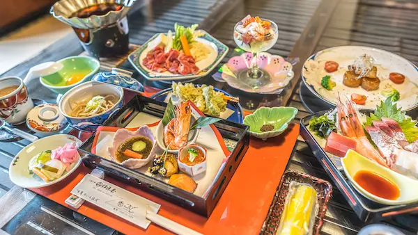 ご縁の宿 伊藤屋 ＜佐渡島＞（真野）佐渡の食べきれない料理がすごい民宿17選!料理自慢の宿やおすすめ旅館