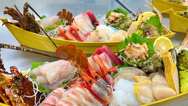 九十九里浜 豪漁の宿 浜紫(千葉)関東の食べきれない料理がすごい民宿19選!ホテルや温泉旅館も紹介