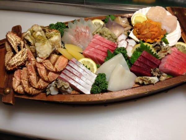 年間民宿 黒勢鮨(茨城)関東の食べきれない料理がすごい民宿19選!ホテルや温泉旅館も紹介