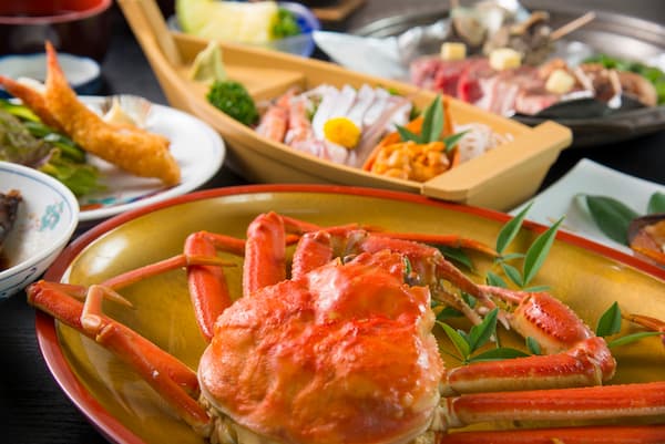 白浜荘＜福井県＞（福井市）福井の食べきれない料理がすごい民宿18選!舟盛りが美味しいと人気の宿
