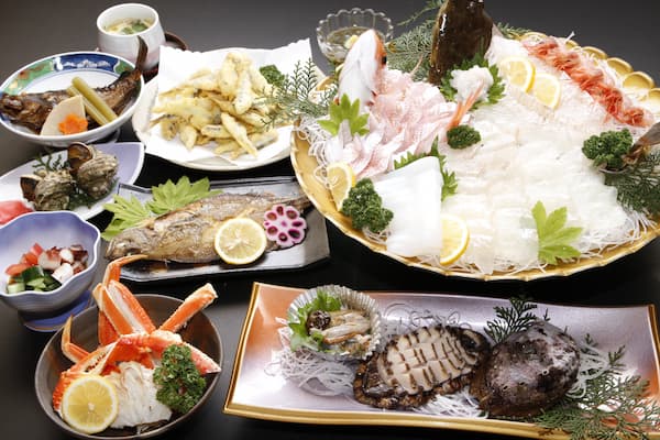 若狭神子の宿 寺本（若狭町）福井の食べきれない料理がすごい民宿18選!舟盛りが美味しいと人気の宿