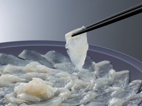 若狭ふぐの宿 下亟（しもじょう）（小浜市）福井の食べきれない料理がすごい民宿18選!舟盛りが美味しいと人気の宿