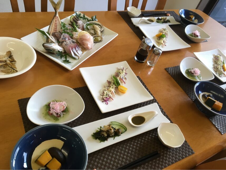 seaside うわかい（西予市）愛媛県で料理がすごい民宿11選!鯛めしなど海鮮料理を味わえる旅館!